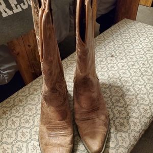 Womens Justin cowboy boots